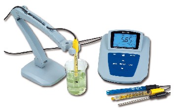 MP525 pH/�ܽ����y���x